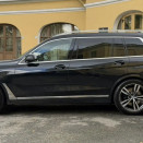 rent_bmw_x7_black_3