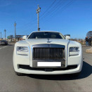 rent_rolls_royce_Ghost_white_1d