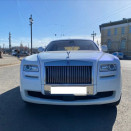 rent_rolls_royce_Ghost_white_1f