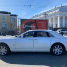 rent_rolls_royce_Ghost_white_1h