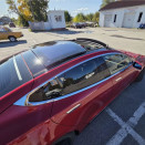 rent_tesla_model_S_red_3