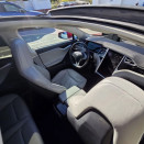 rent_tesla_model_S_red_9